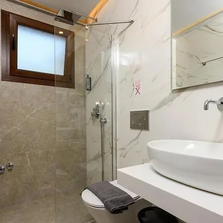 Olea Luxury *